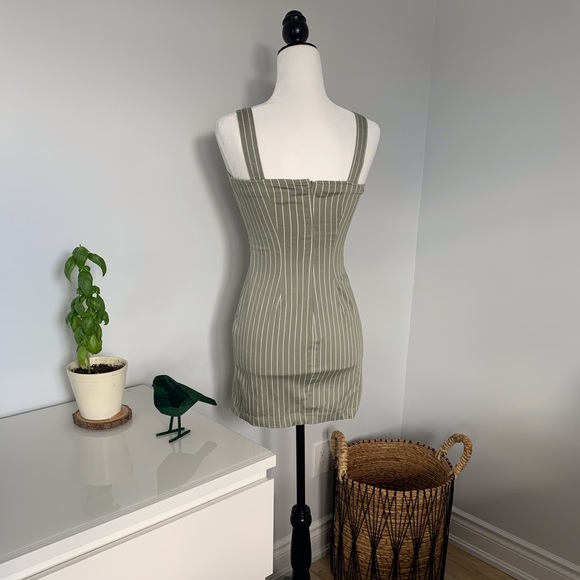 Bershka mini dress! - Picture 2 of 3